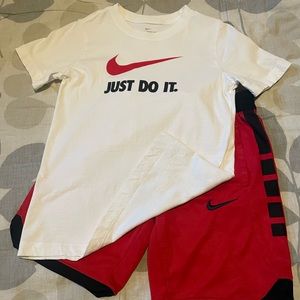 Boys Medium Nike Set